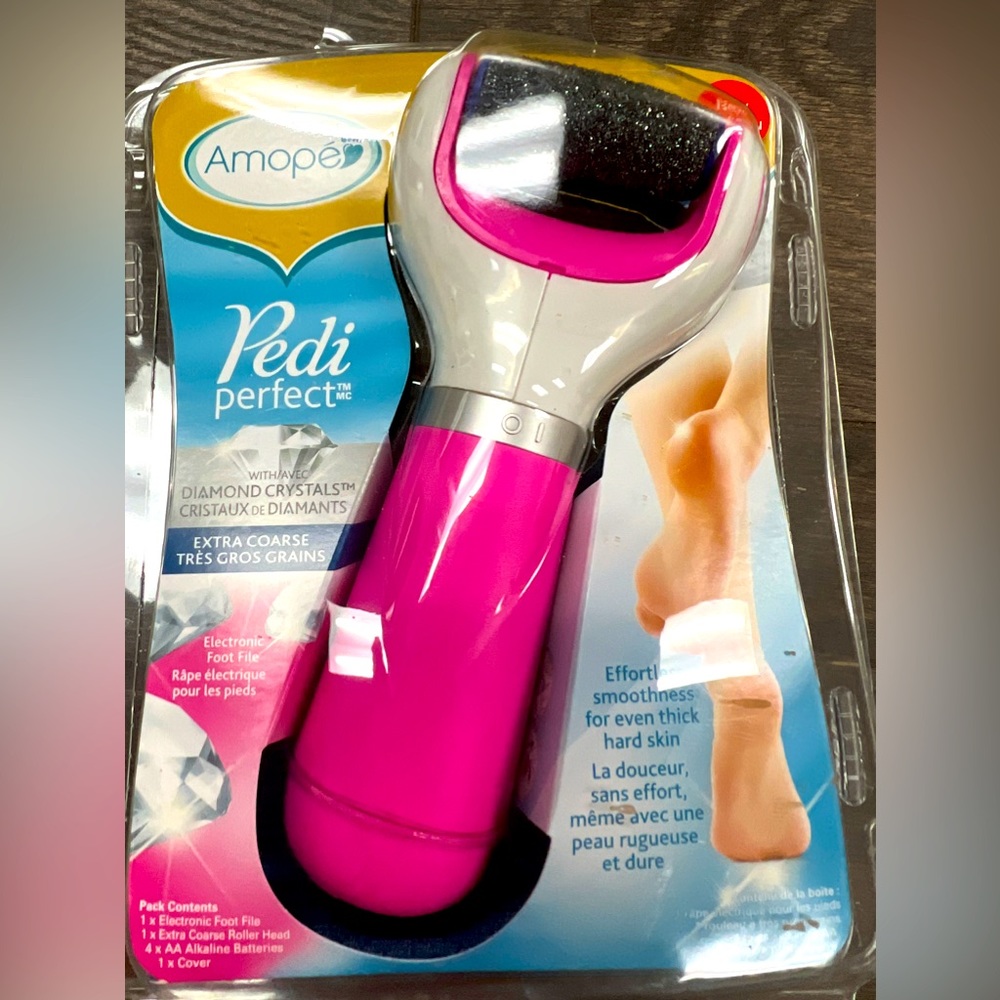 Hand-held Pedicure Machine, at home pedicure, pink, for spa bath self-care